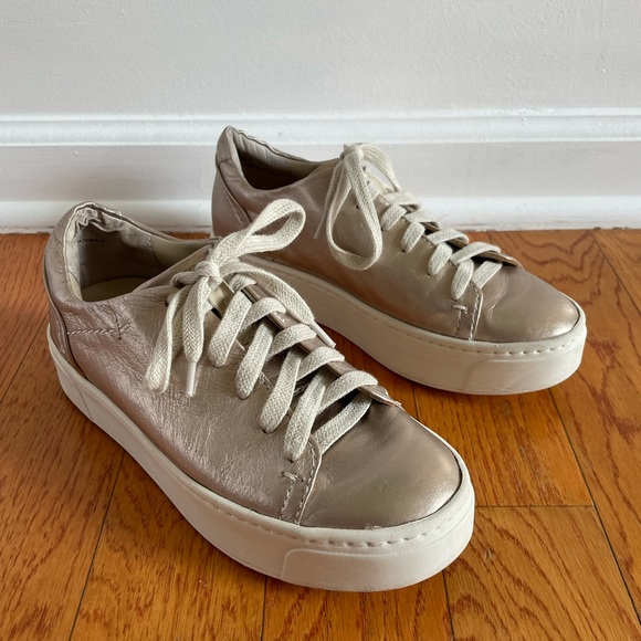 Naked Feet Helixx Platform Leather Sneaker, 8 - Picture 3 of 8